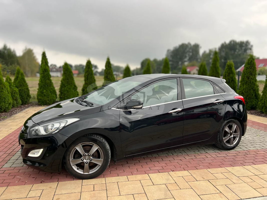 Hyundai i30 II 1.6 CRDi Premium 2012