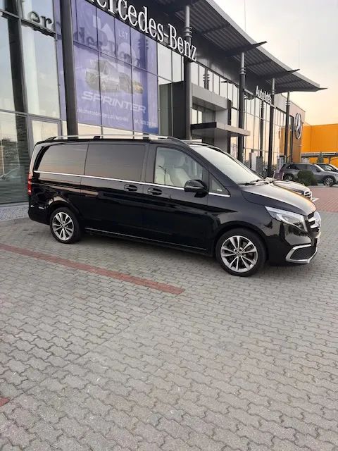 Mercedes-Benz V II 250 d 9G-Tronic (d³ugi) 2022