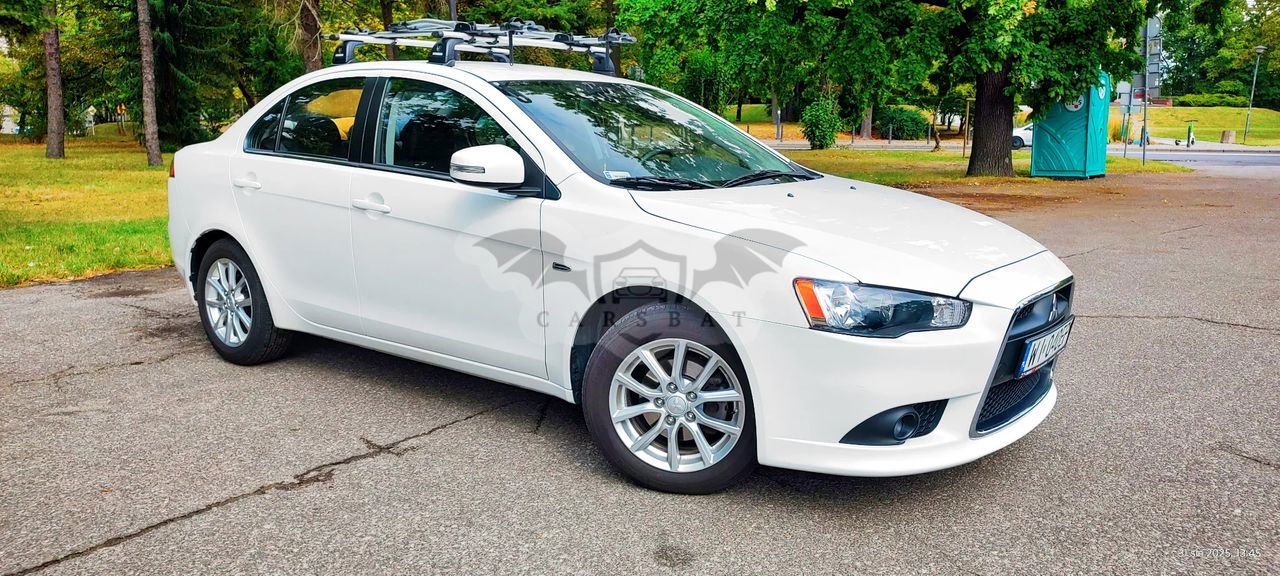 Mitsubishi Lancer IX 1.6 Invite 2015