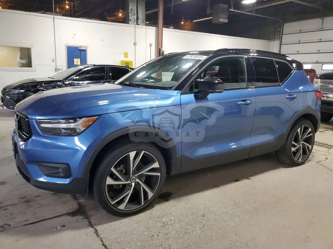 Volvo XC40 T5 AWD R-Design 2021