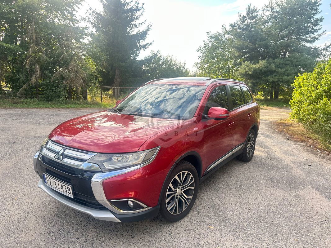 Mitsubishi Outlander III 2.4 SE CVT 2015