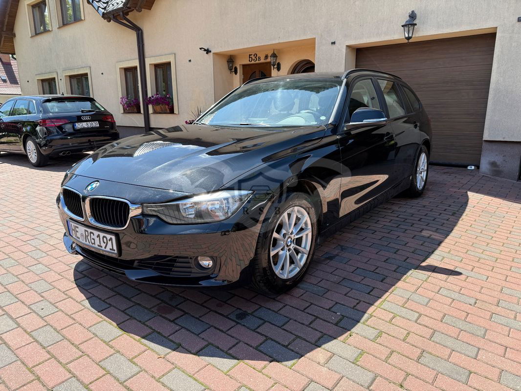 BMW 3 Series F30/F31 320i Touring 2013