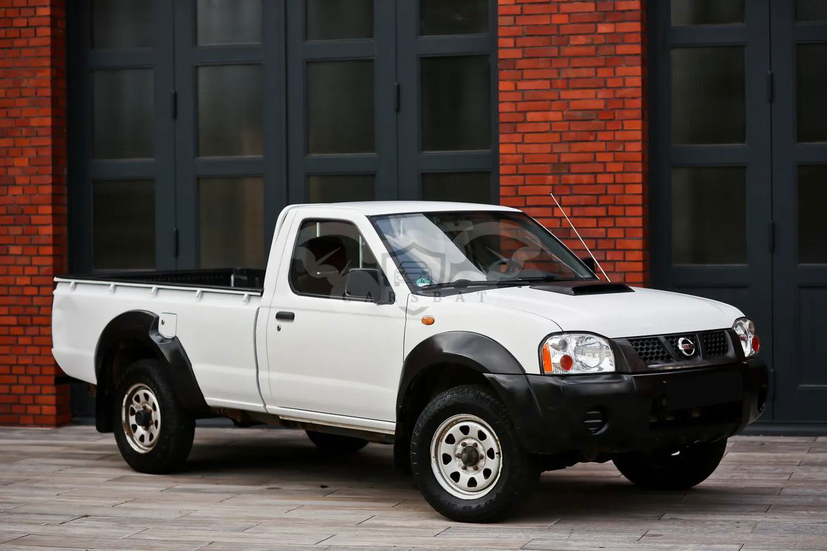 Nissan NP300 2.5d SC Base 2009