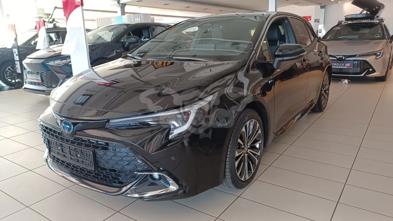 Toyota Corolla Seria E21 1.8 Hybrid Style 2024