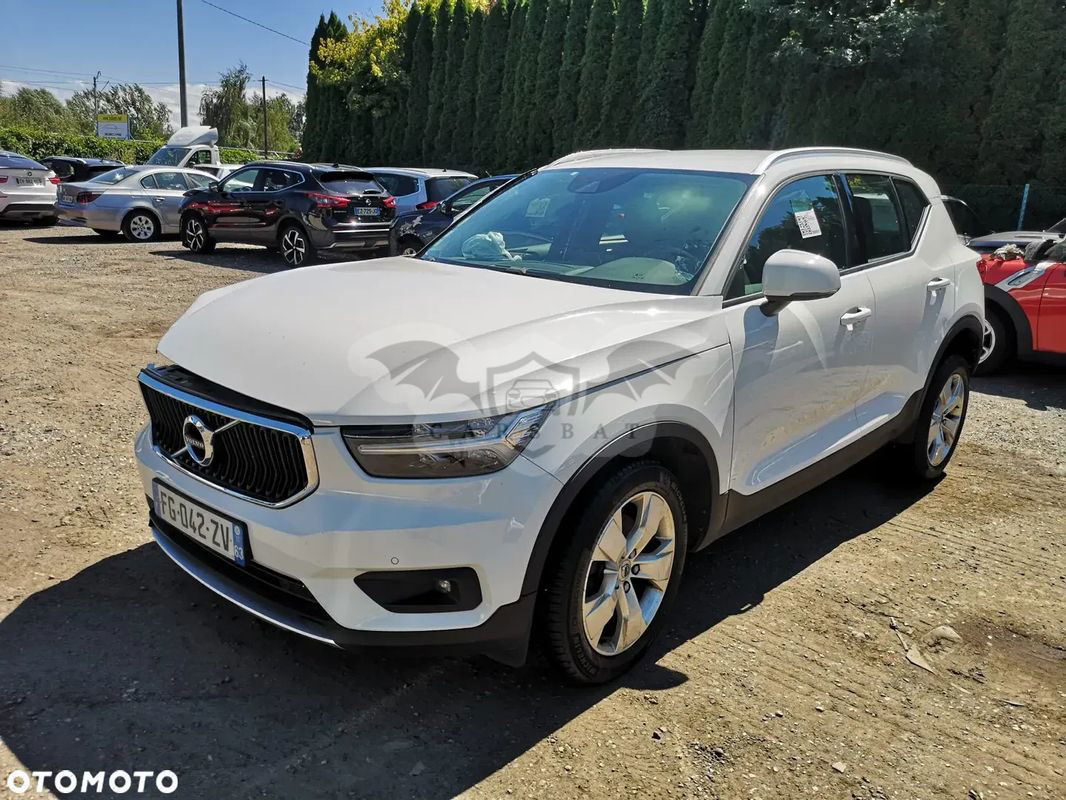 Volvo XC40 D4 AWD Geartronic Momentum 2019
