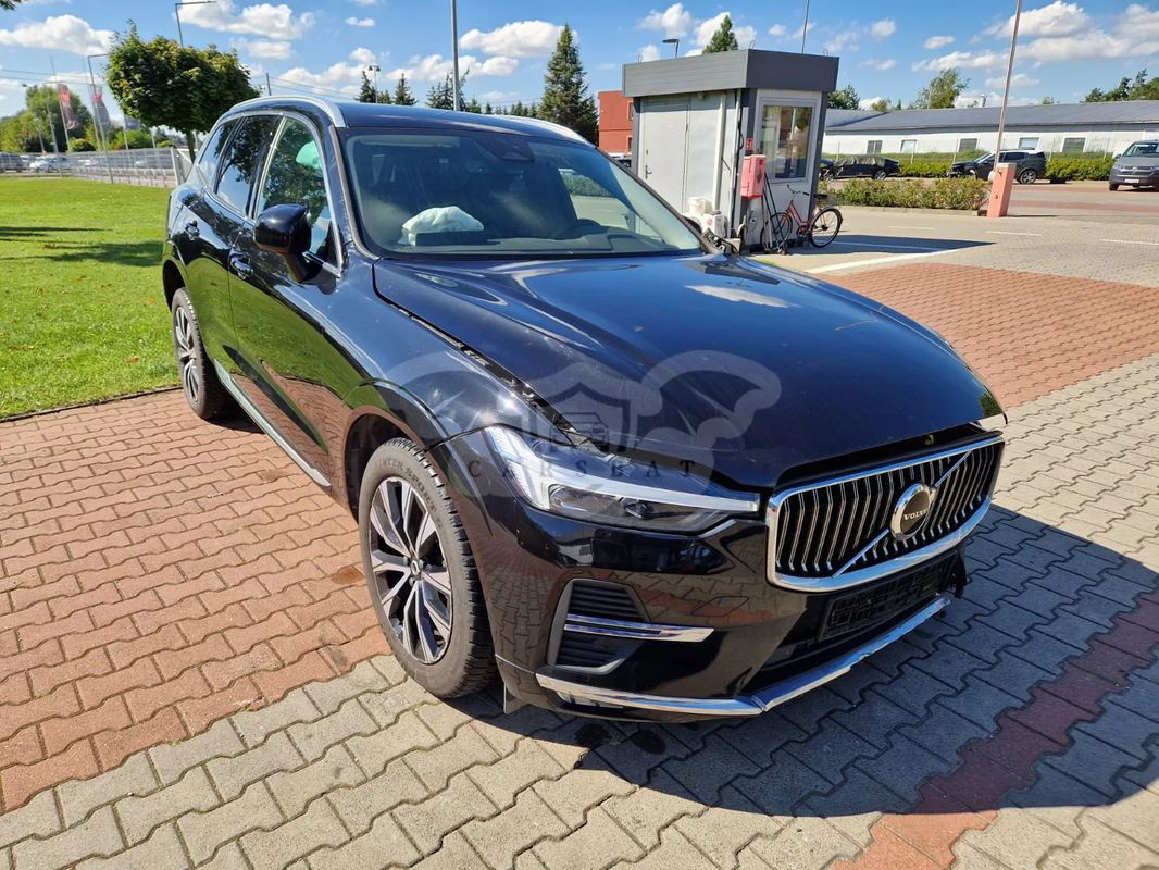 Volvo XC60 II B4 D AWD Plus Bright 2023