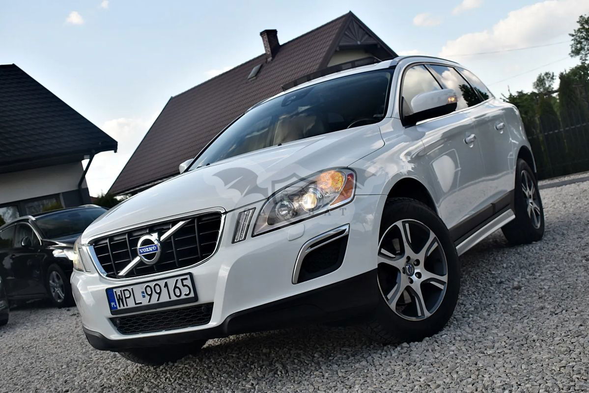Volvo XC60 I 2.4D AWD Summum 2012