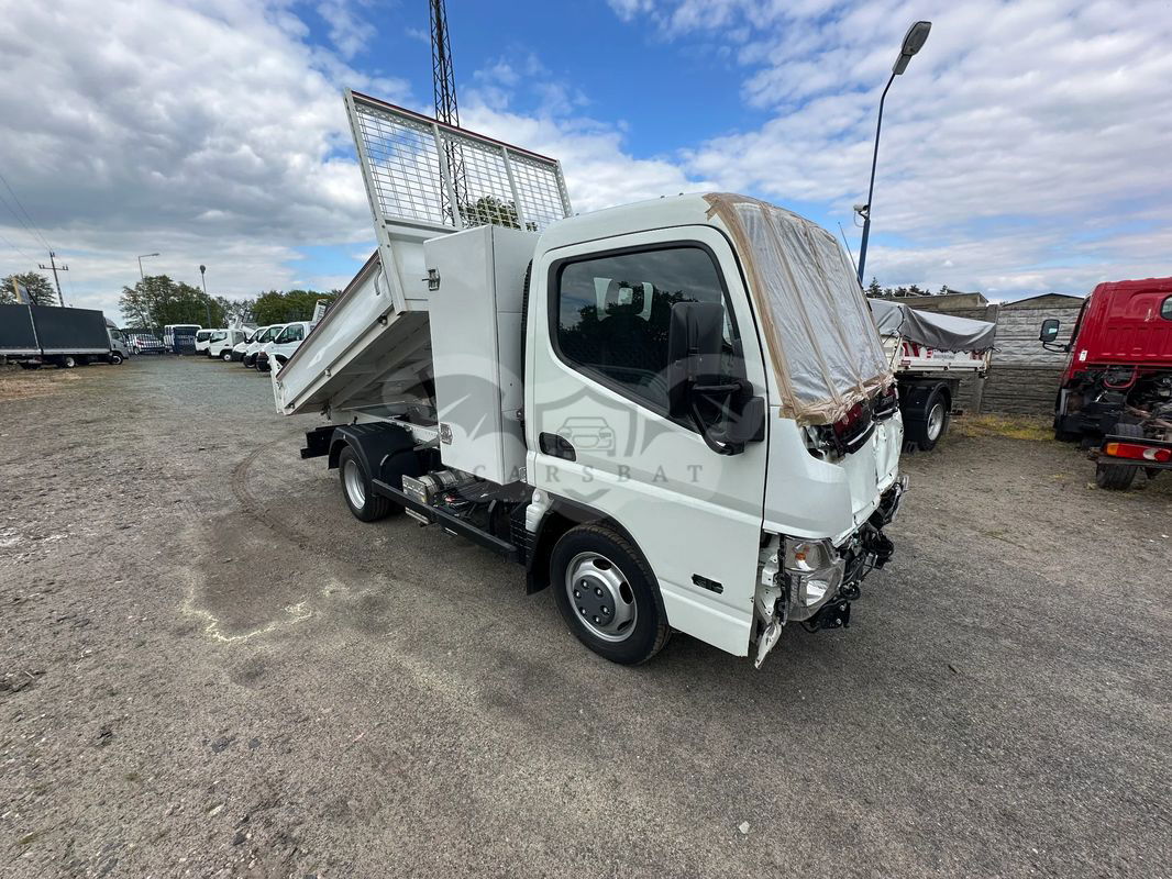Mitsubishi Fuso Canter 2024