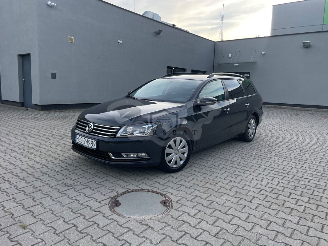 Volkswagen Passat B7 2.0 TDI Trendline DSG 2011