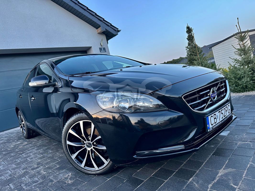 Volvo V40 II D2 Kinetic 2013