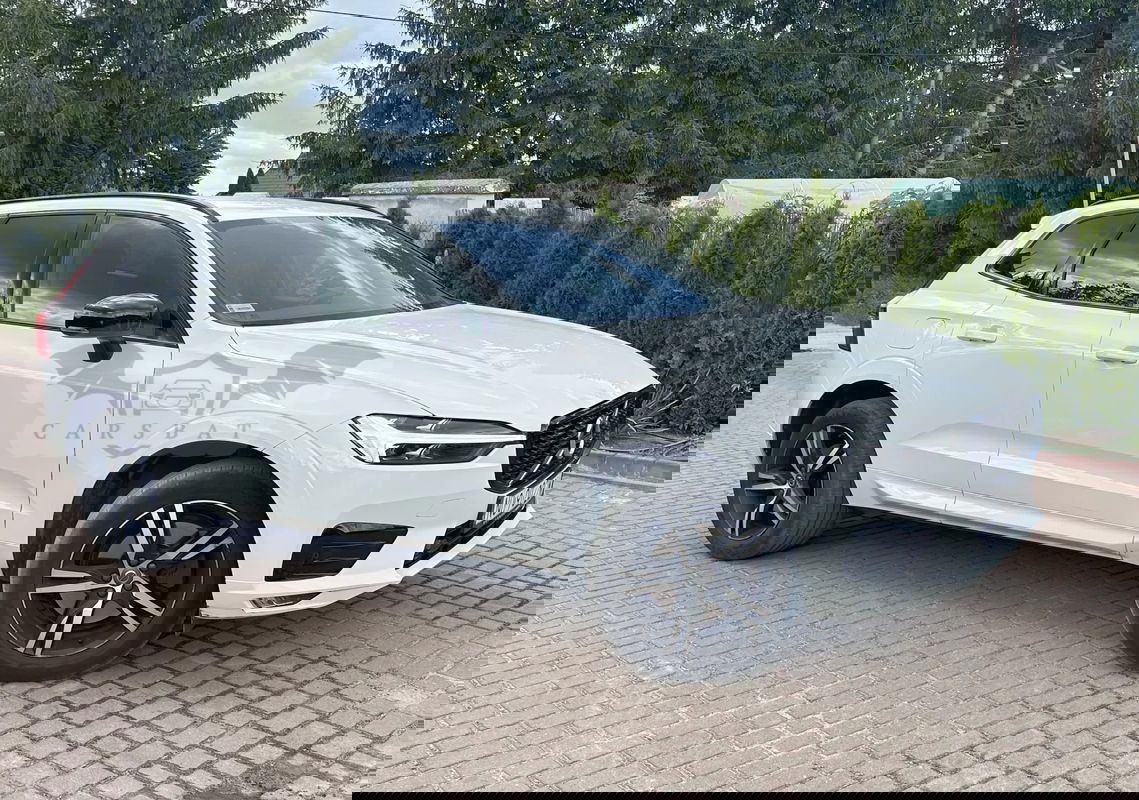 Volvo XC60 II T4 R-Design 2021