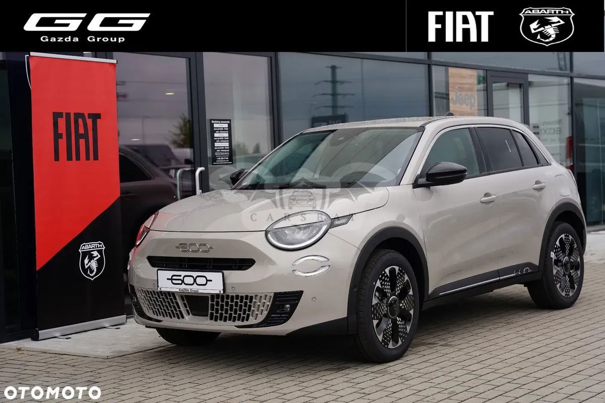 Fiat 600 1.2 Turbo Hybrid eDCT 2025