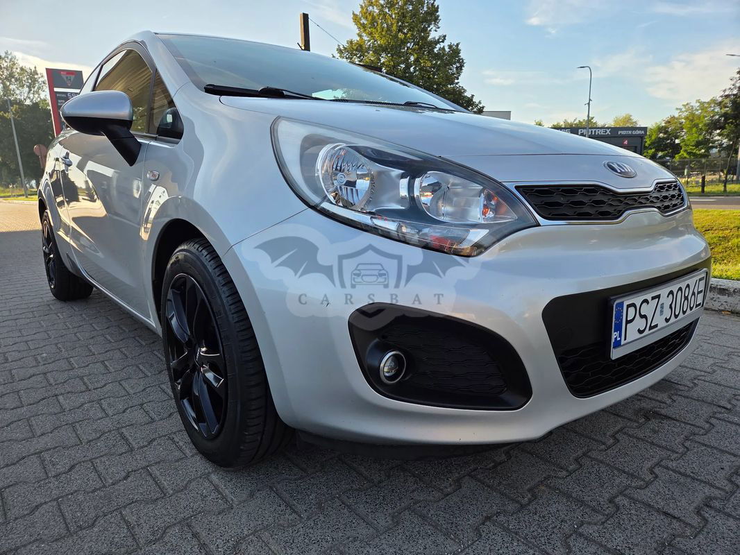 Kia Rio III 1.4 Dream Team Edition 2014