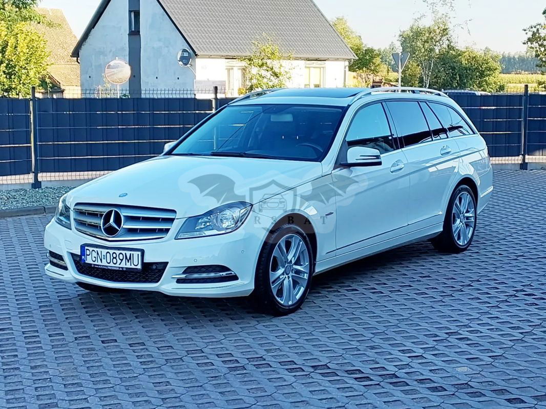Mercedes-Benz C W204 2011