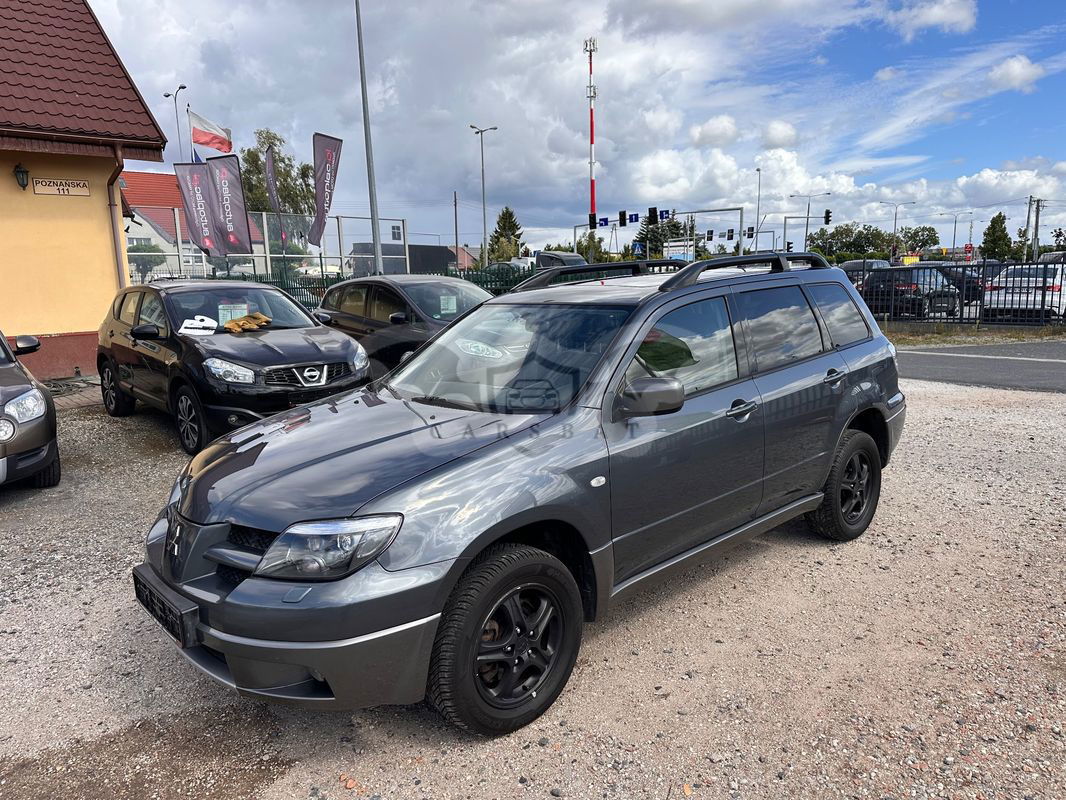 Mitsubishi Outlander I 2.4 4WD Automatik Intense 2004