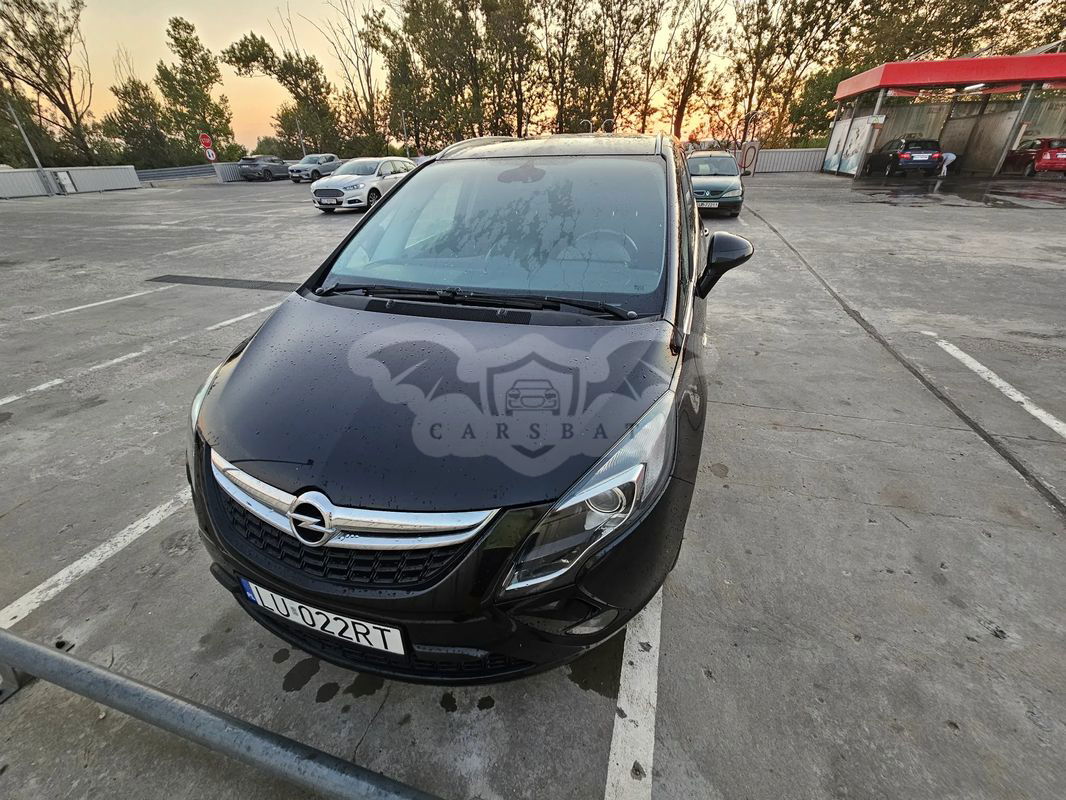 Opel Zafira C 2013