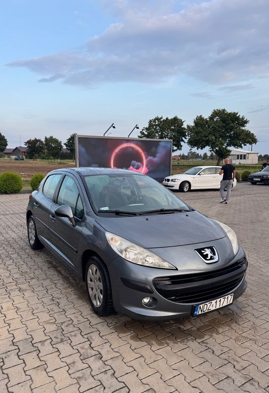 Peugeot 207 2009