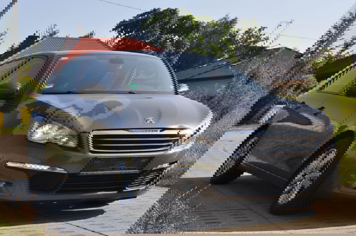 Peugeot 308 T9 1.6 e-HDi Business Line STT 2014