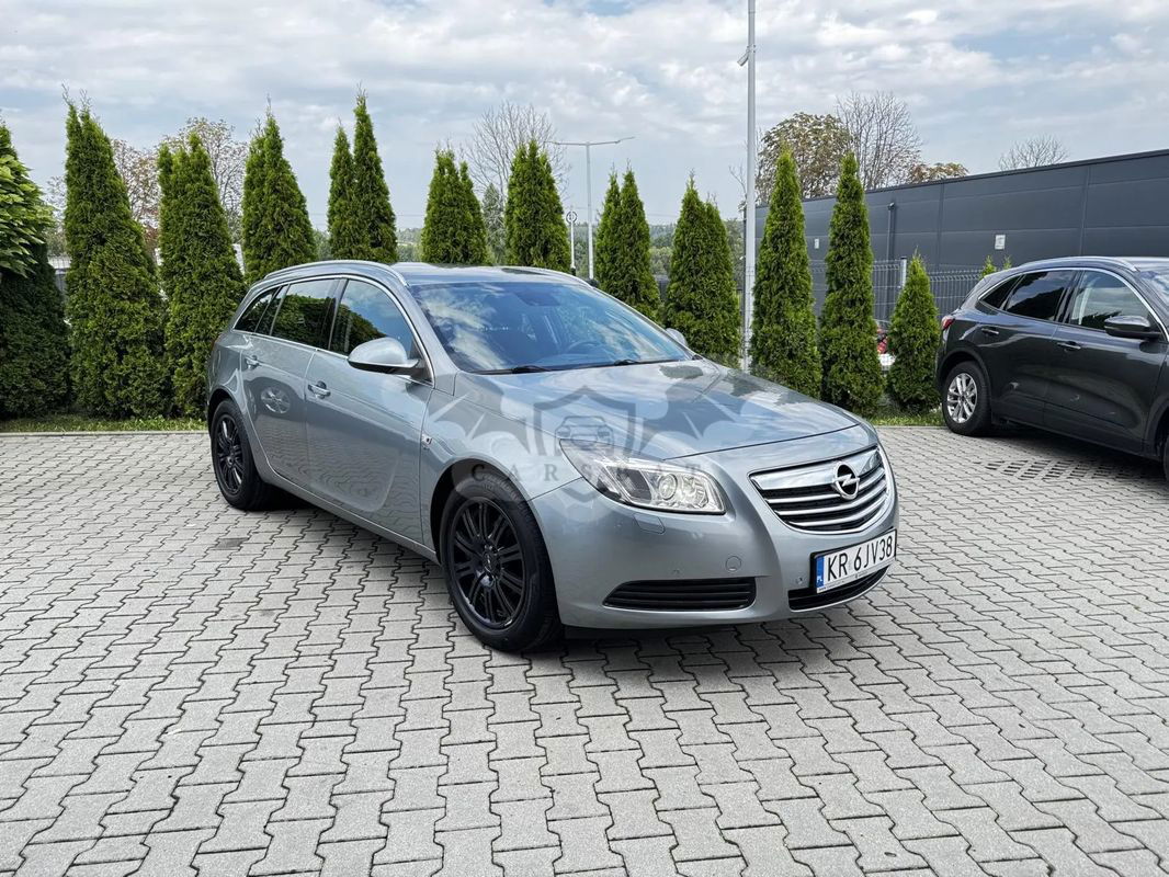 Opel Insignia A 2.0 CDTI 2011