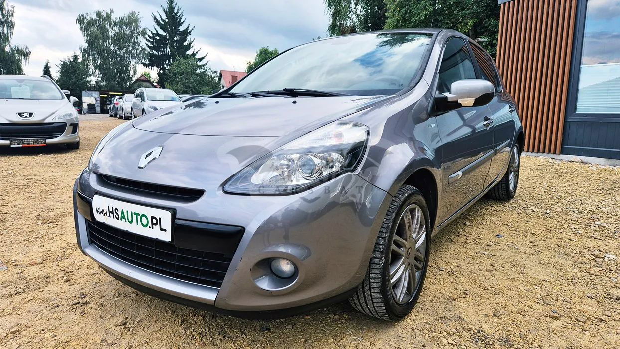 Renault Clio III TCe 100 nightDay 2012
