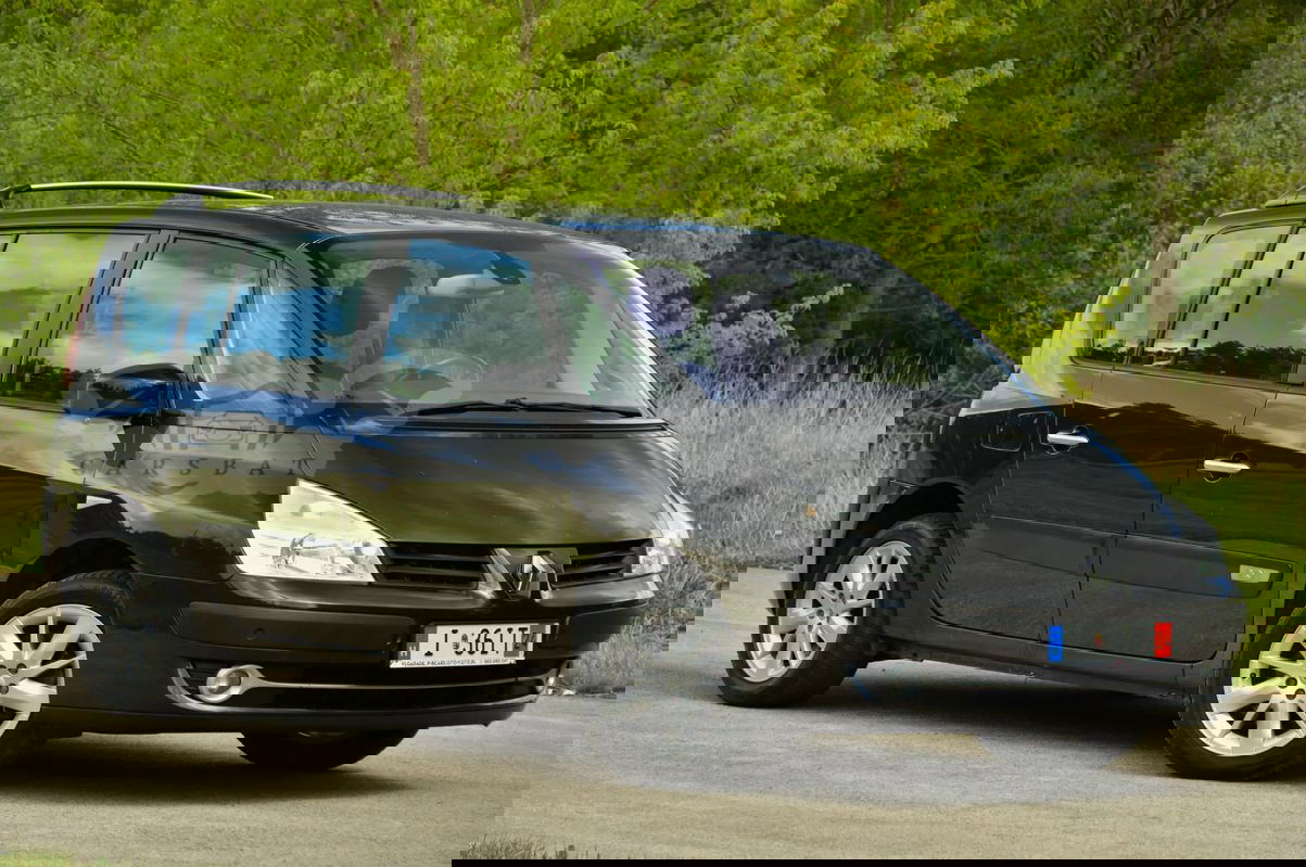 Renault Espace IV 2.0 Initiale 2011