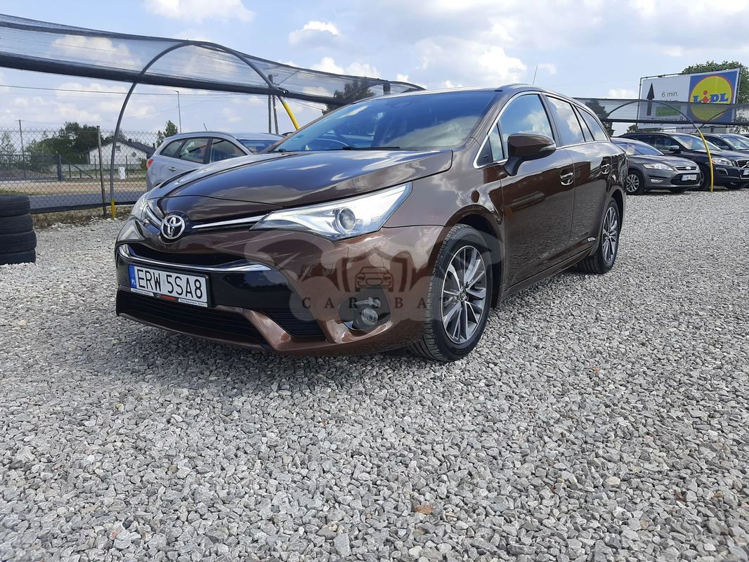 Toyota Avensis III 1.6 D-4D Prestige 2015