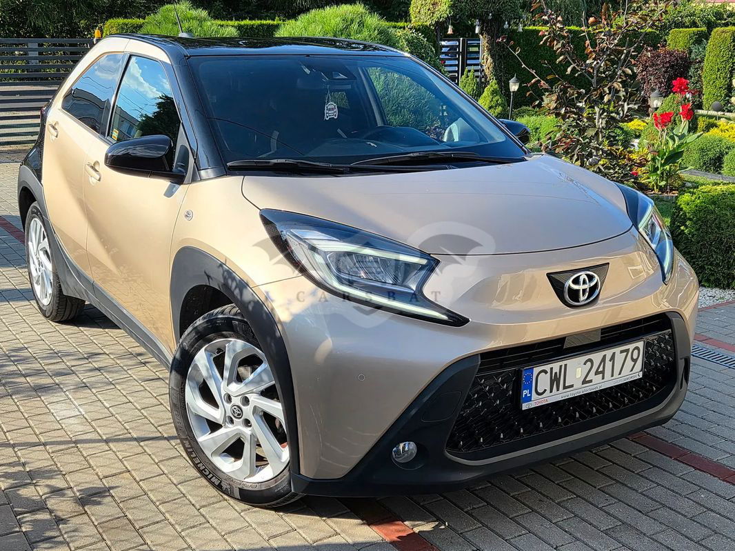 Toyota Aygo X 1.0 VVT-i Undercover CVT 2022