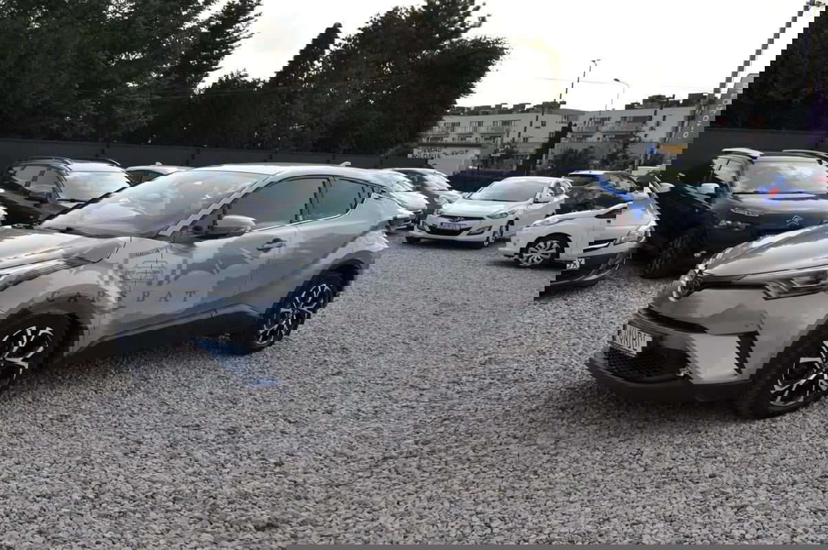 Toyota C-HR Hybrid Team Deutschland 2018