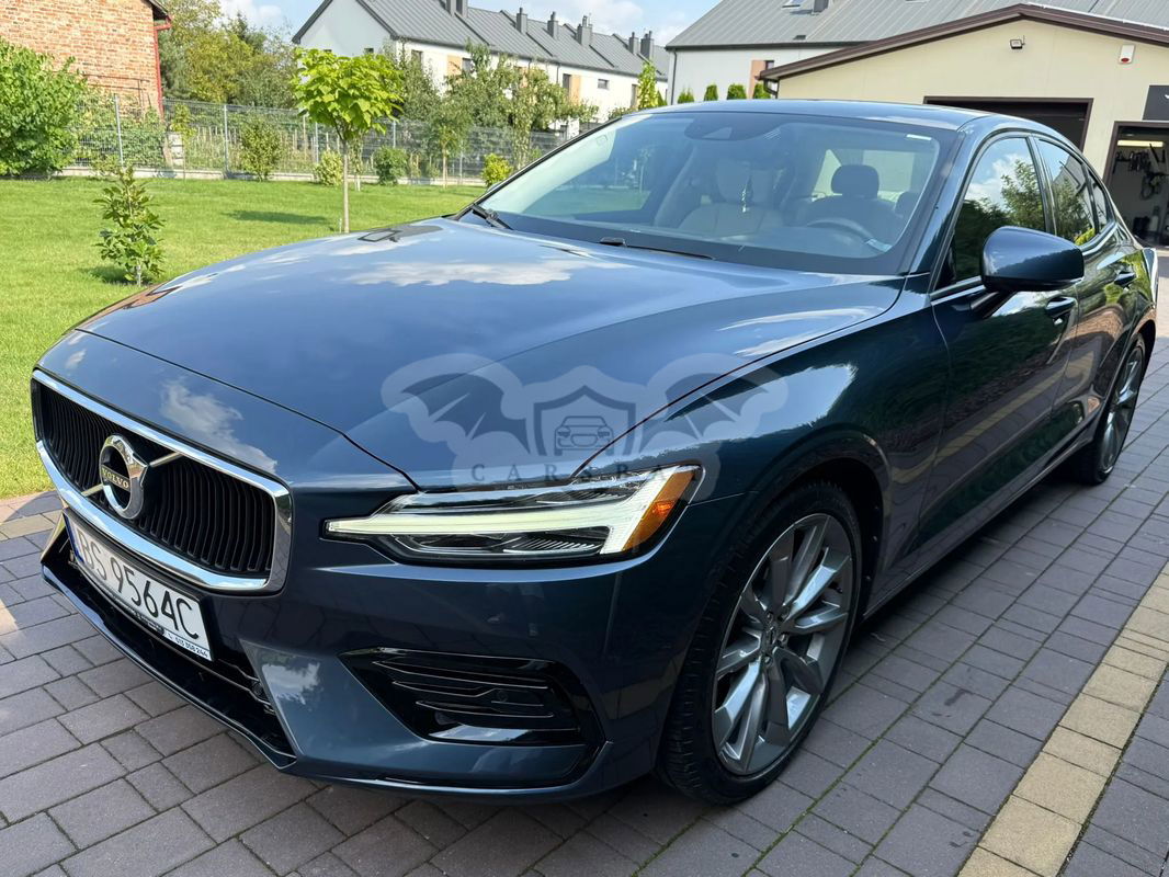 Volvo S60 III T6 AWD Momentum Pro 2020