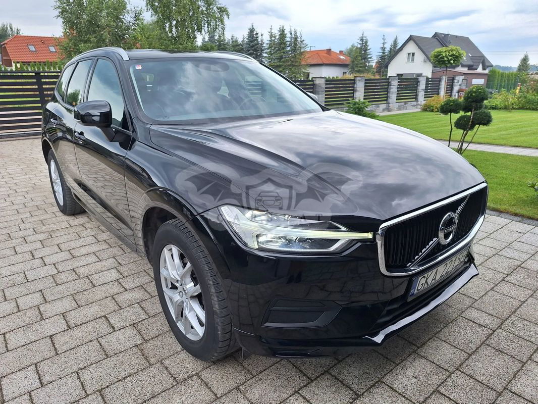Volvo XC60 II D4 AWD Geartronic Momentum 2019