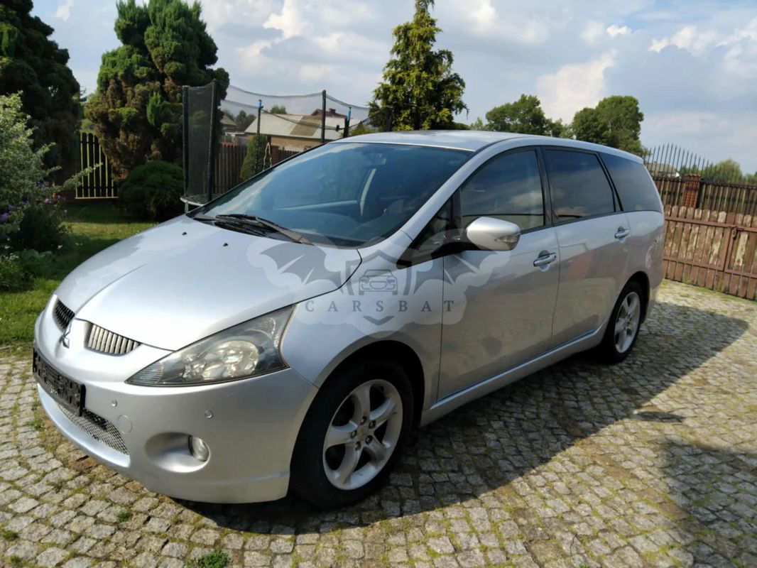 Mitsubishi Grandis 2.4 Intense 2006