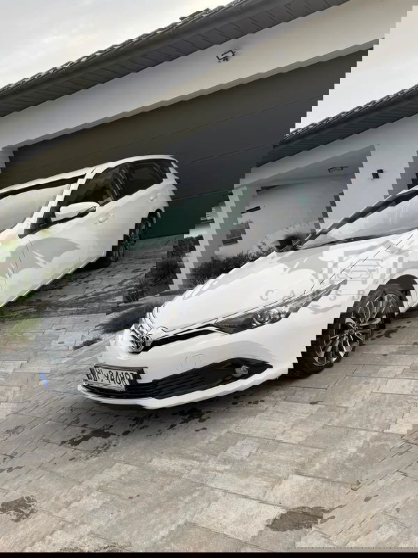 Toyota Auris II 2015