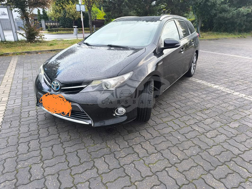 Toyota Auris II 1.8 HSD Luna 2013