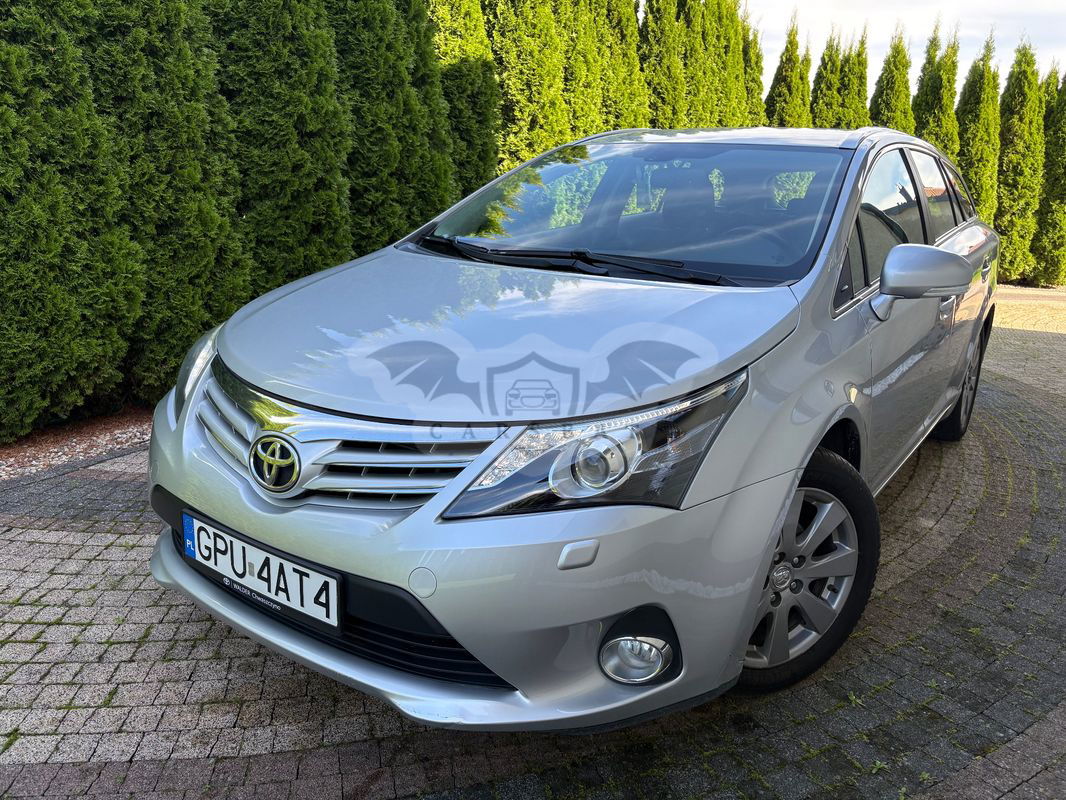 Toyota Avensis III 2.0 D-4D Sol 2014