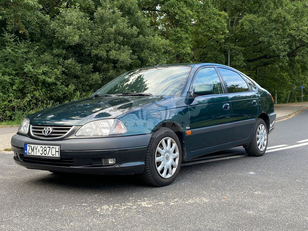 Toyota Avensis I 1.8 VVT-i Terra Plus 2001