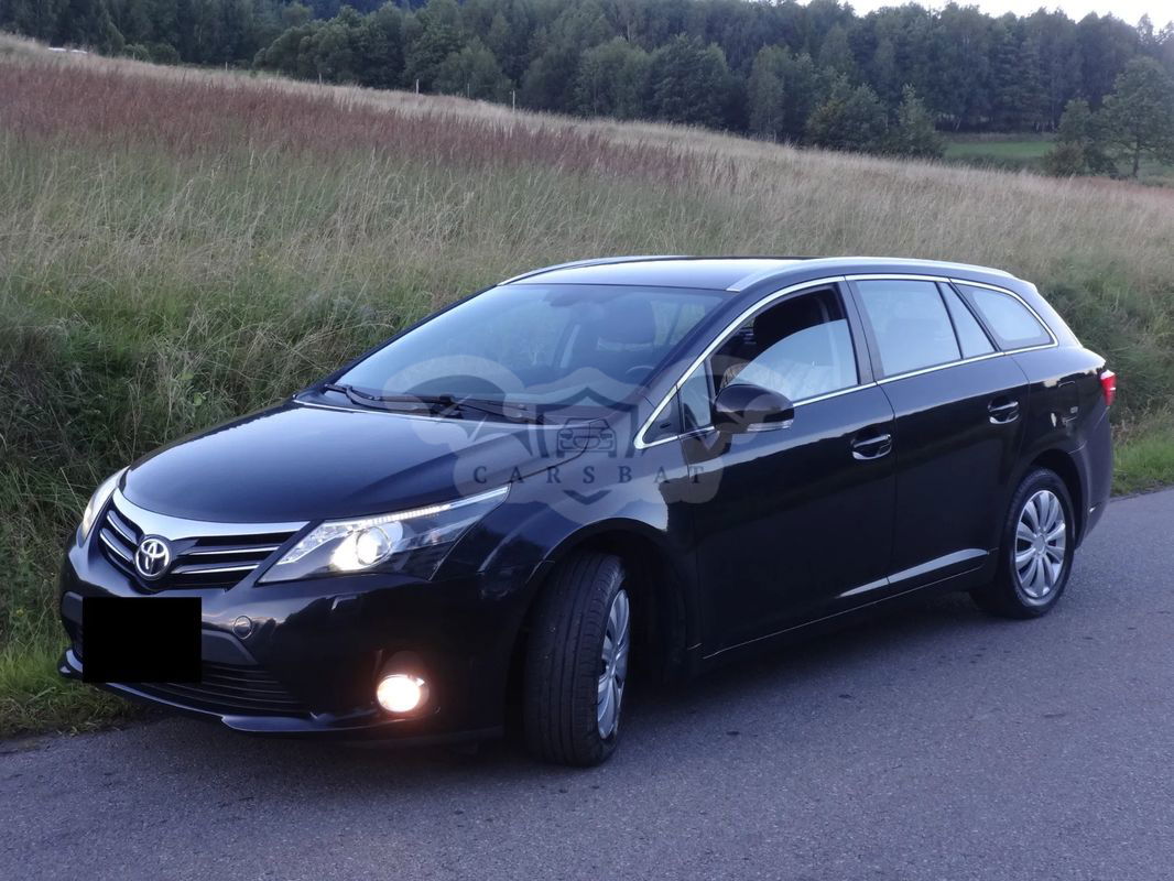 Toyota Avensis III 2.0 D-4D Premium 2012