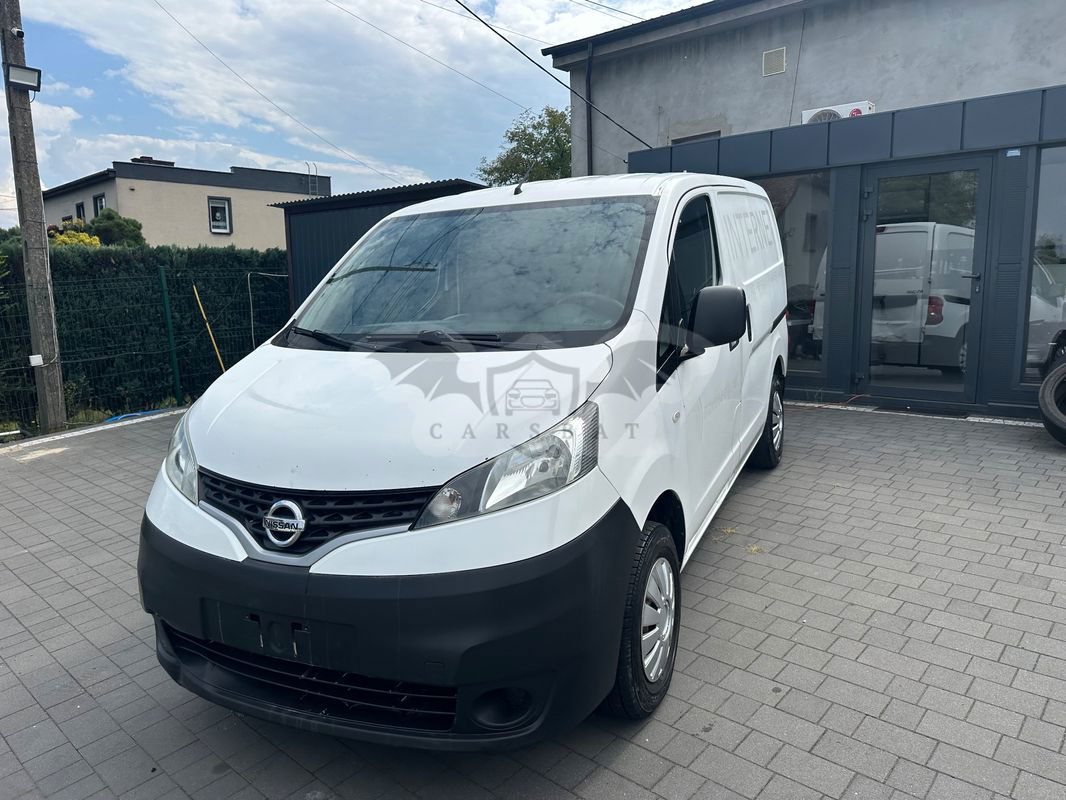 Nissan NV200 2012