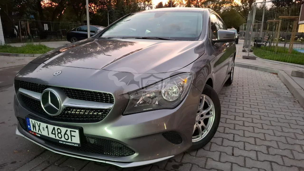 Mercedes-Benz CLA I 180 7G-DCT 2019