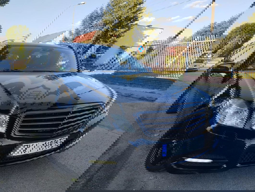 Mercedes-Benz E W212/W207 2011