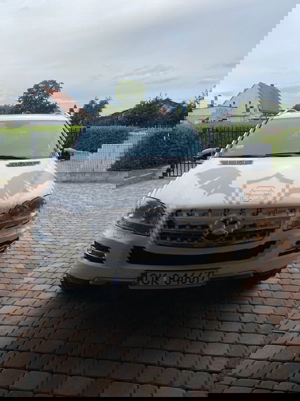 Mercedes-Benz ML W164 300 CDI BlueEff 4-Matic 2011