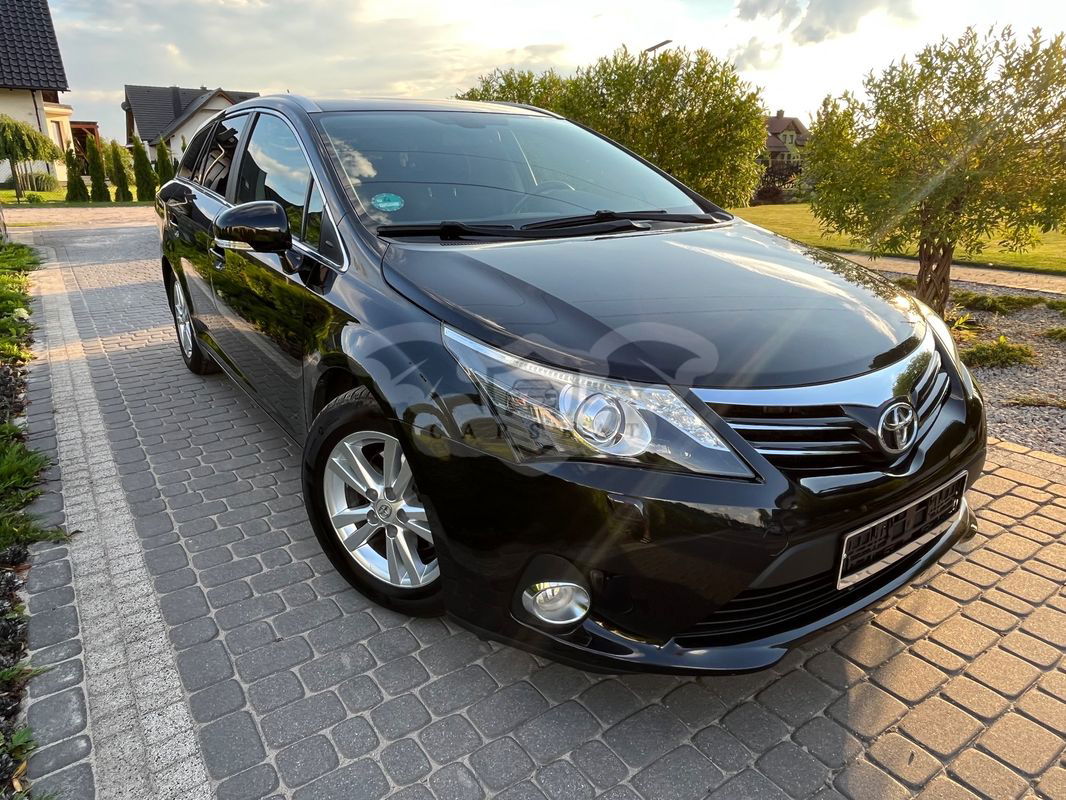 Toyota Avensis III 2013