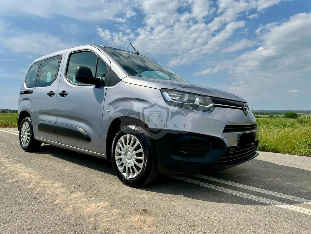 Toyota Proace City 1.5 D-4D Family 2020