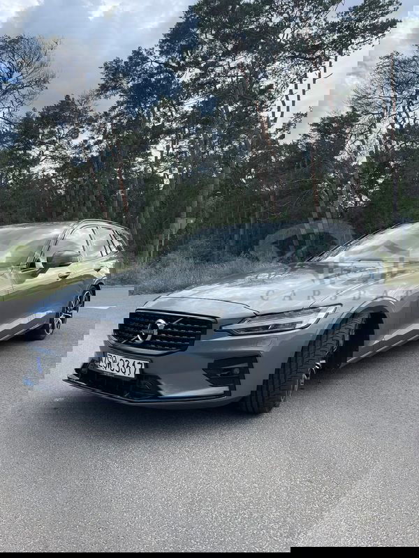 Volvo V60 II B4 D R-Design 2020