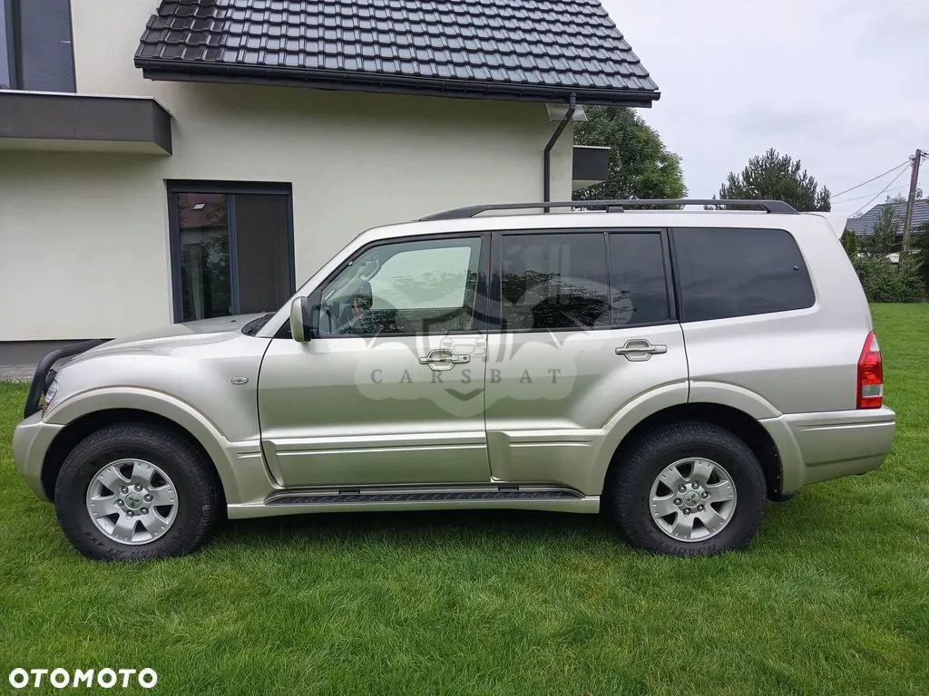 Mitsubishi Pajero III 2004
