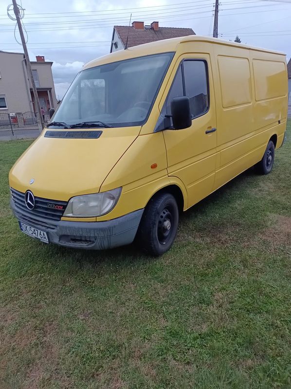 Mercedes-Benz Sprinter 2002