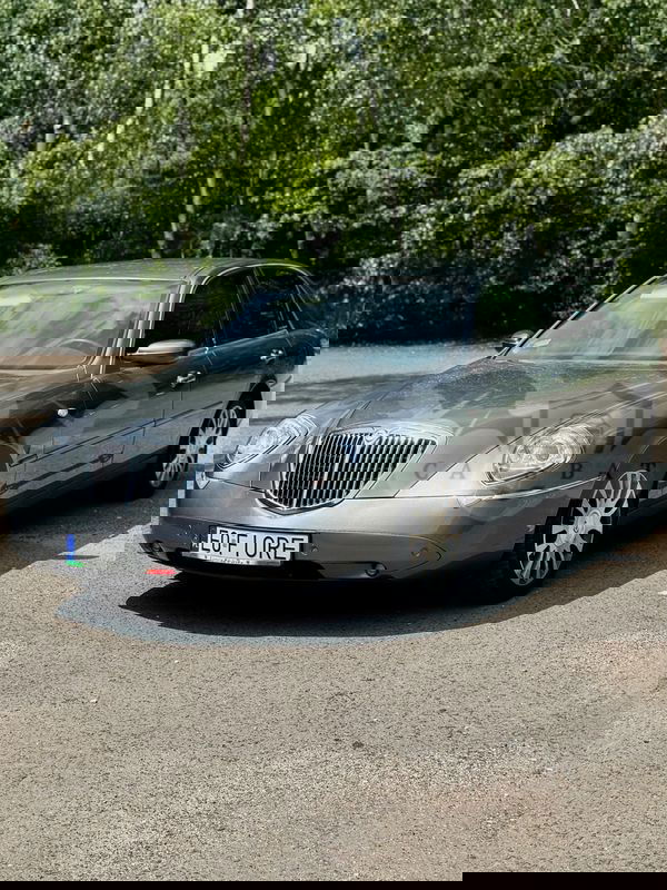 Lancia Thesis 3.0 V6 Emblema 2002
