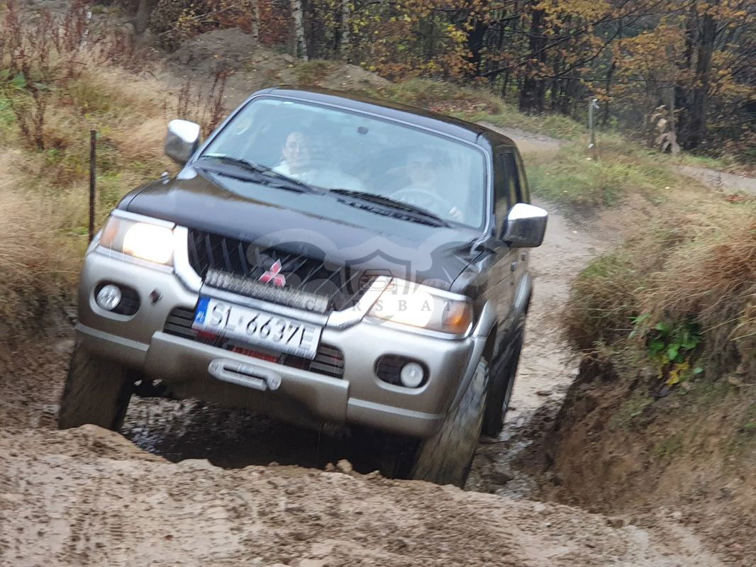 Mitsubishi Pajero III 2000