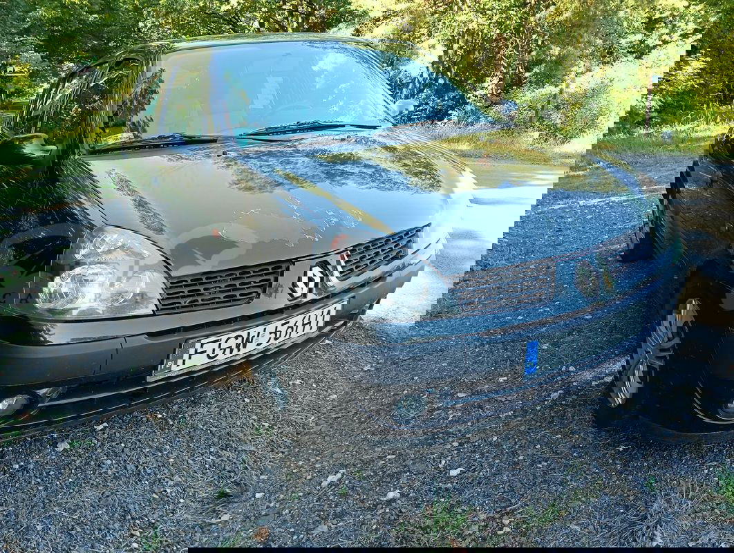 Renault Clio II 1.2 16V Authentique 2002
