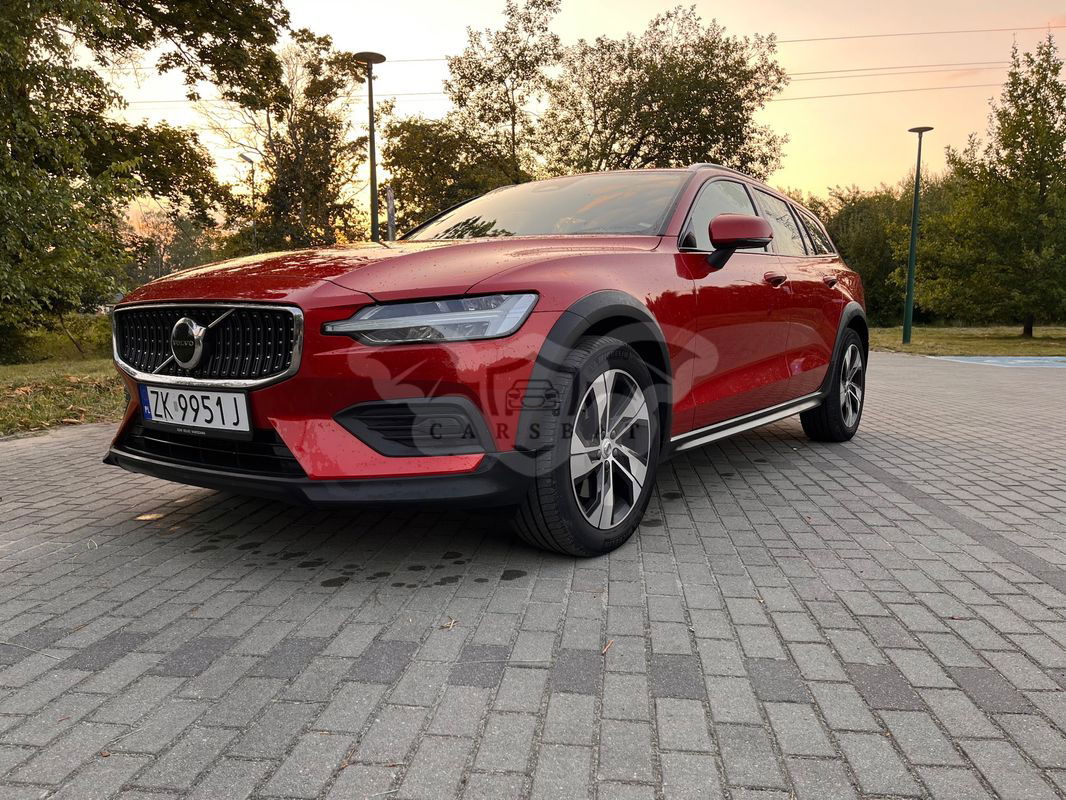 Volvo V60 II 2023