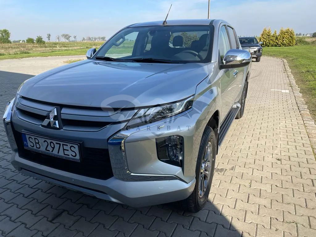 Mitsubishi L200 2.2 d DC Instyle Plus 2021